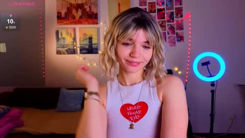 Snapshot of erica_winterr chatting on 01.26.25 Erica Winterr online show from 01.26.25