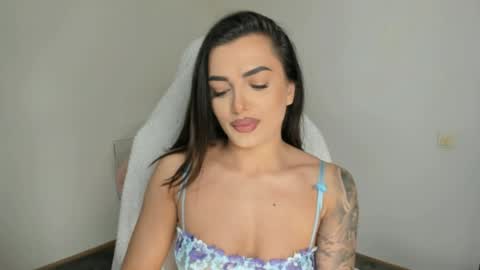 Snapshot of erica_xoo chatting on 03.12.26 Riaaa online show from 03.12.26