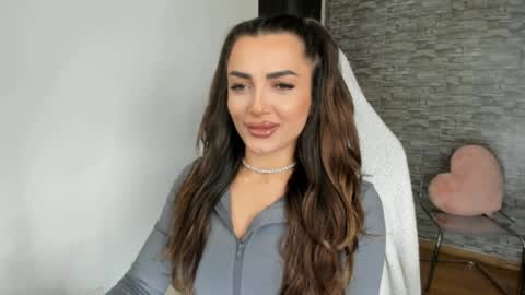Snapshot of erica_xoo chatting on 04.07.26 Riaaa online show from 04.07.26