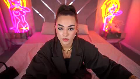 Erica online show from 09.10.25