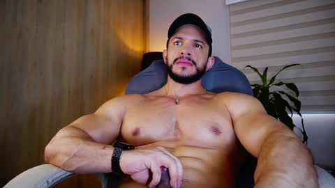 Erick Thompson online show from 02.01.25