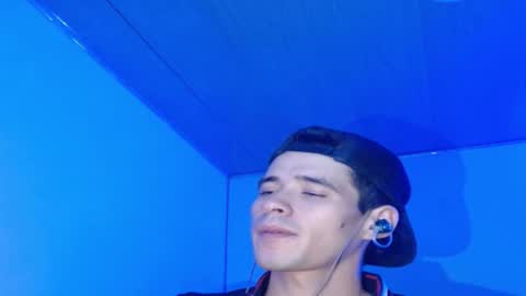 Snapshot of erickk_565 chatting on 01.14.26 erikk 565 online show from 01.14.26