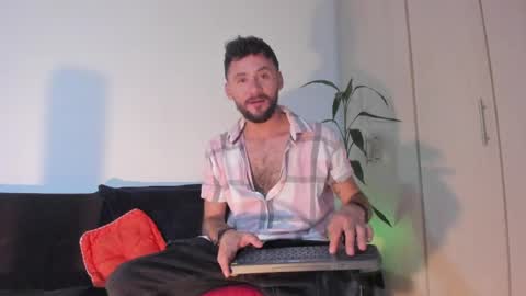 Snapshot of erickpritz_xh chatting on 05.15.26 erickpritz_xh online show from 05.15.26