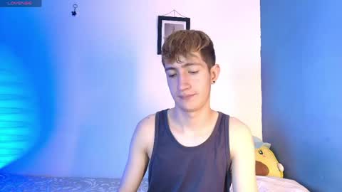 Snapshot of erik_golden_ chatting on 05.18.26 I am Erik online show from 05.18.26