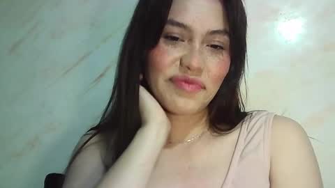 Snapshot of erika_depp chatting on 06.11.26 Erika online show from 06.11.26