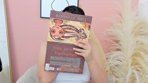 Snapshot of erika_mendez1 chatting on 01.08.25 Erika Mendez online show from 01.08.25