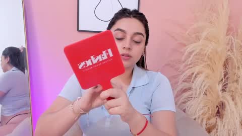 Snapshot of erika_mendez1 chatting on 02.07.25 Erika Mendez online show from 02.07.25