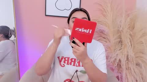 Snapshot of erika_mendez1 chatting on 03.01.25 Erika Mendez online show from 03.01.25