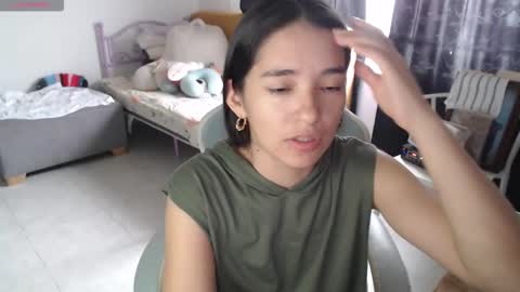 Snapshot of erina_1 chatting on 03.17.26 erina_1 online show from 03.17.26