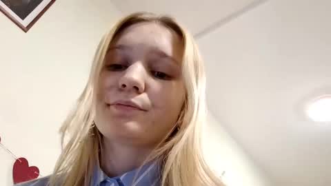 Amelie online show from 12.01.25