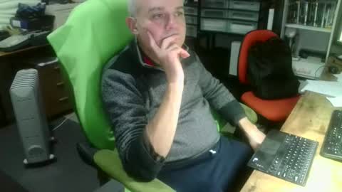 ernello online show from 10.26.25