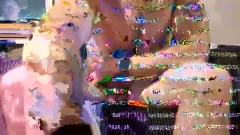 erniemac1 online show from 02.12.26