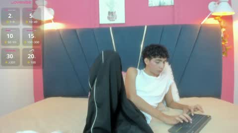 Snapshot of ero_boy40 chatting on 07.24.26 ero_boy40 online show from 07.24.26