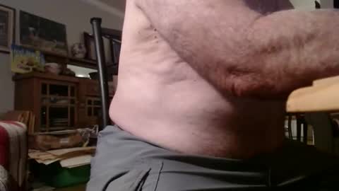 Snapshot of eros2121 chatting on 11.09.25 eros online show from 11.09.25