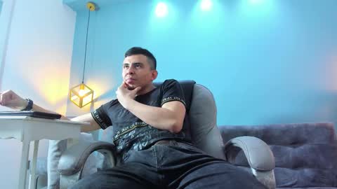 Eross online show from 09.11.25