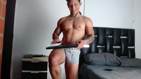 Snapshot of erosscott chatting on 04.19.26 Eros online show from 04.19.26