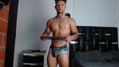 Snapshot of erosscott chatting on 05.26.26 Eros online show from 05.26.26
