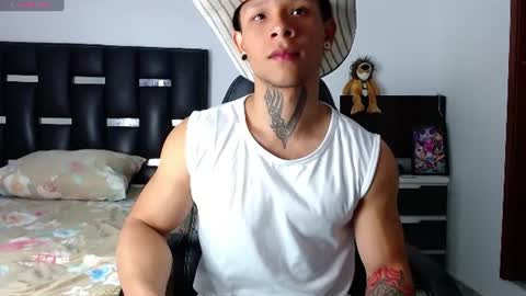 Snapshot of erosscott chatting on 07.30.26 Eros online show from 07.30.26