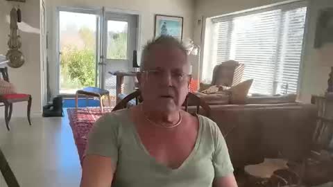 eros online show from 10.10.25