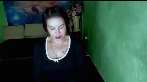 Snapshot of erotic_dessire chatting on 02.18.26 Eve online show from 02.18.26