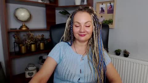 Snapshot of erotic_kaya chatting on 02.06.25 KAYA online show from 02.06.25