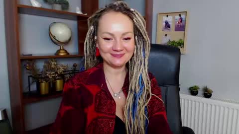 Snapshot of erotic_kaya chatting on 02.11.25 KAYA online show from 02.11.25