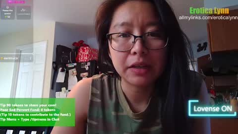 Snapshot of eroticalynn chatting on 02.21.25 Lynn online show from 02.21.25