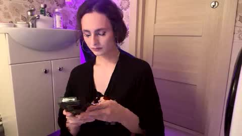 Snapshot of eroticartsss chatting on 01.15.26 Rachel Rach online show from 01.15.26