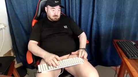 Tom Delaney online show from 12.22.25