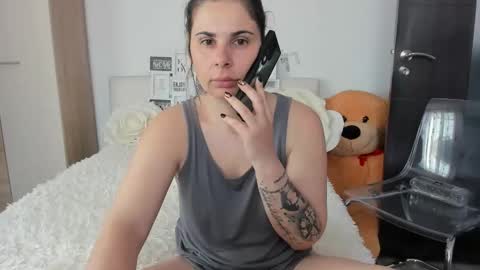 Snapshot of eroticsensualkitty4u chatting on 04.20.26 eroticsensualkitty4u online show from 04.20.26