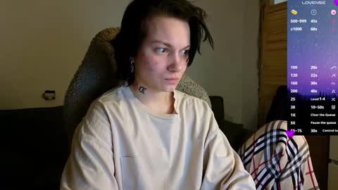 esajukyy online show from 03.18.26