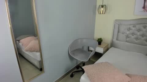 Escarlet online show from 03.09.26