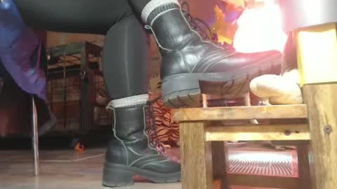 Eskela911 online show from 04.08.26