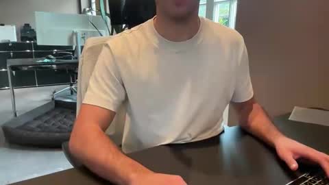 eskp online show from 10.31.25