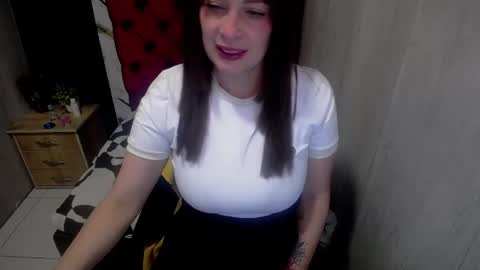 Snapshot of esmeralda_black chatting on 06.23.26 esmeralda black online show from 06.23.26