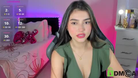 Snapshot of esmeralda_le chatting on 04.16.26 Esmeralda online show from 04.16.26