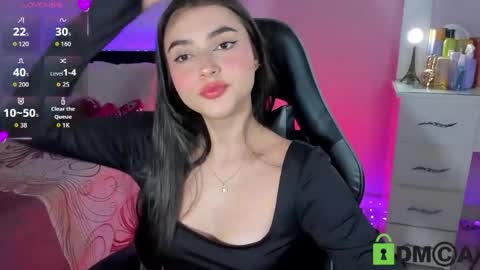 Snapshot of esmeralda_le chatting on 05.11.26 Esmeralda online show from 05.11.26