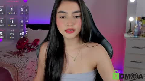 Snapshot of esmeralda_le chatting on 06.07.26 Esmeralda online show from 06.07.26