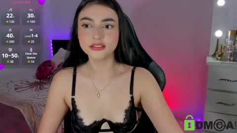 Snapshot of esmeralda_le chatting on 06.12.26 Esmeralda online show from 06.12.26