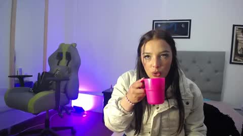 Perla online show from 11.01.25