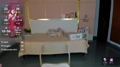 ESMERALDA online show from 01.23.25