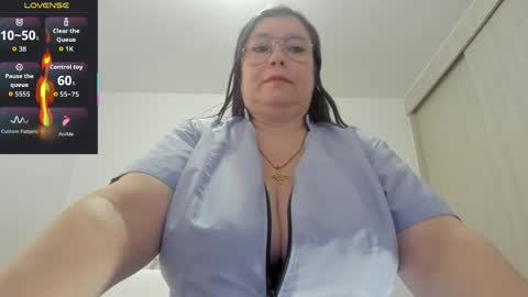 Snapshot of esmeraldo_mfc chatting on 05.05.26 Esmeralda online show from 05.05.26