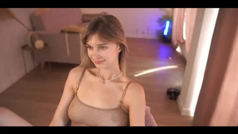Snapshot of esmereal chatting on 06.25.26 How was your Christmas online show from 06.25.26