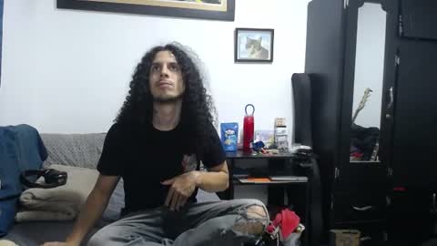 Snapshot of esnaider_man chatting on 06.17.26 Esnider online show from 06.17.26