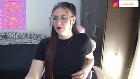 Snapshot of espagamer5 chatting on 12.15.24 Xbebetax online show from 12.15.24