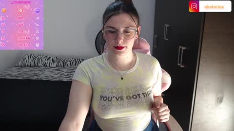 Snapshot of espagamer5 chatting on 12.19.24 Xbebetax online show from 12.19.24