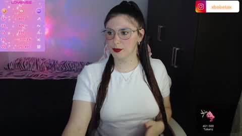 Snapshot of espagamer5 chatting on 01.06.25 Xbebetax online show from 01.06.25
