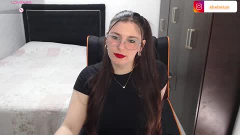 Snapshot of espagamer5 chatting on 10.18.25 Xbebetax online show from 10.18.25