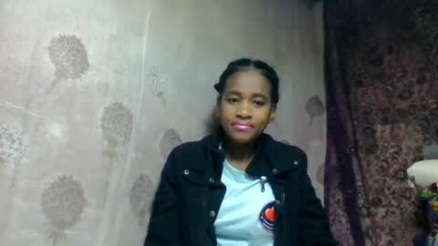 Snapshot of estancelee chatting on 07.04.26 estancelee online show from 07.04.26
