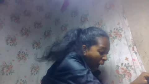 Snapshot of estancelee chatting on 07.22.26 estancelee online show from 07.22.26